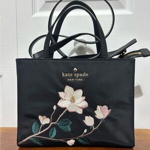 Nwot Kate Spade floral embroidered bag w detachable, adjustable strap